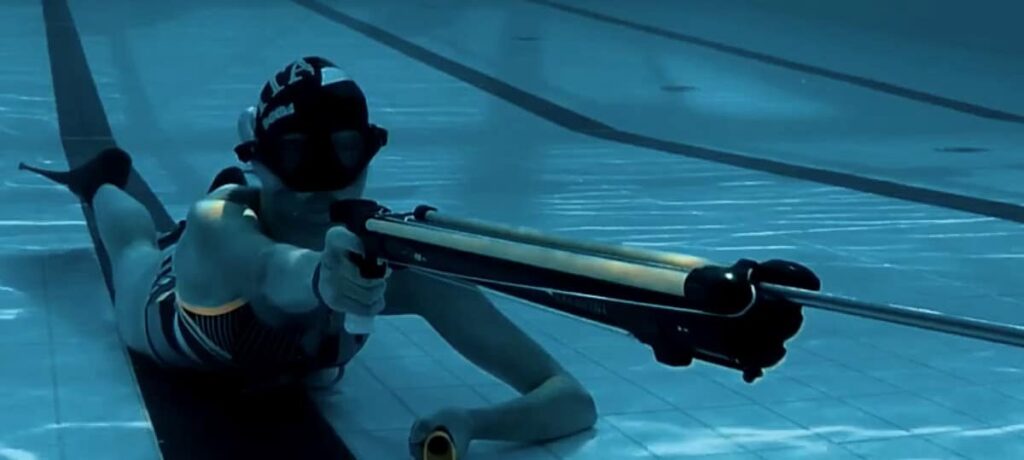 Underwater Target Shooting